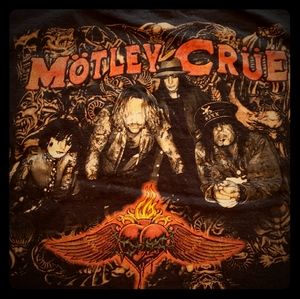 Motley Crue tour t-shirt